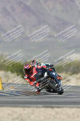 media/Jan-15-2026-Racers Edge (Thu) [[dfebeb70ab]]/2-A Group/Session 5 (Turn 5)/